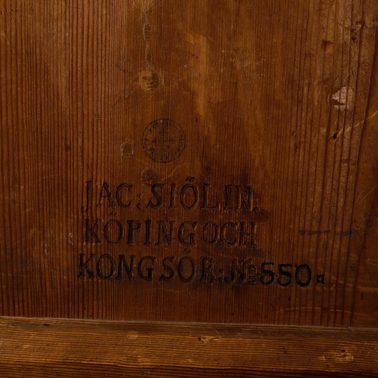 FÄLLBORD, av Jacob Sjölin (mästare i Köping och Kungsör 1767-1785).