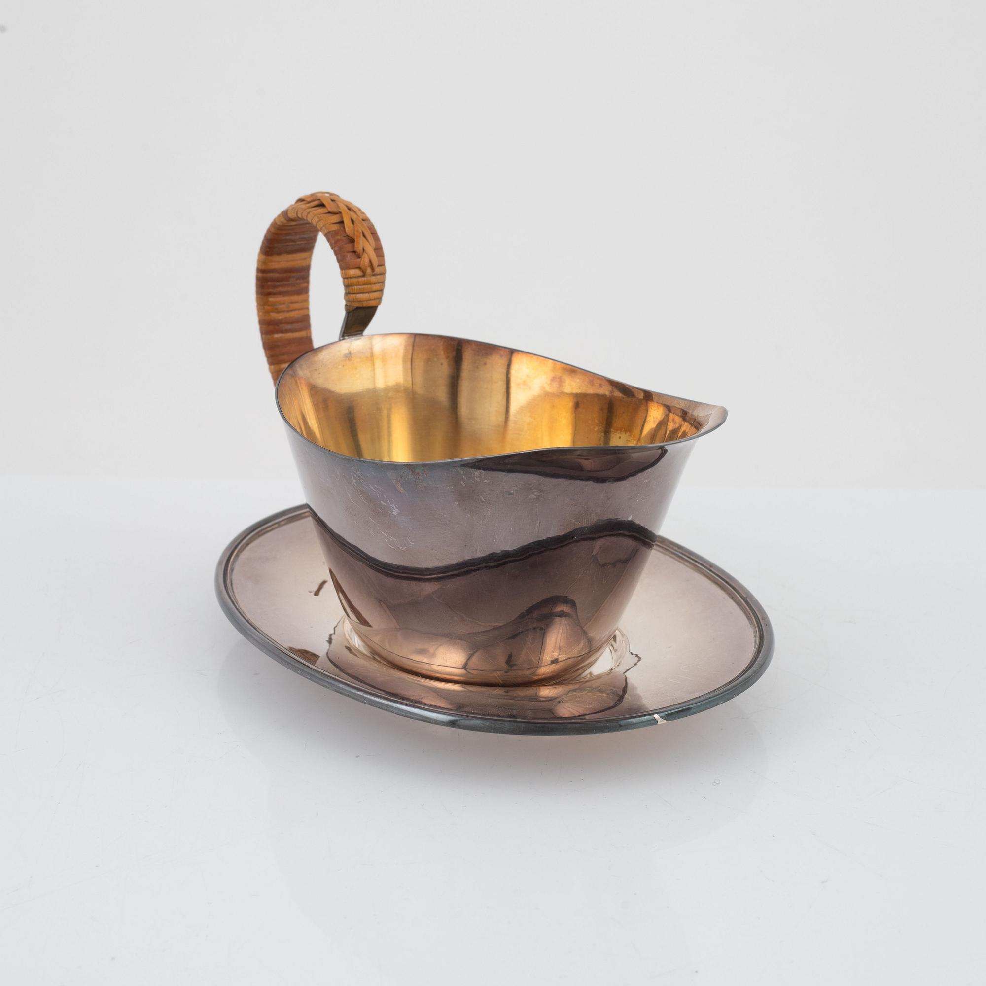 Ainar Axelsson, sauce boat with tray, sterling silver, GAB, Stockholm, 1952.