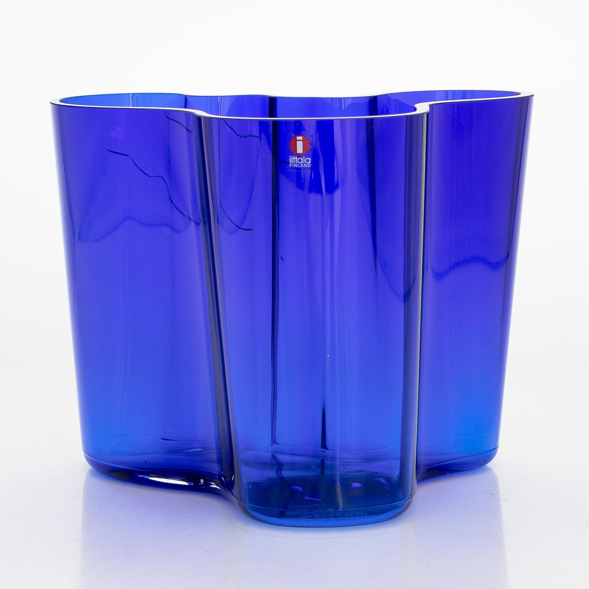 Alvar Aalto, vas 3030, signerad Alvar Aalto 2593/1998, Iittala.