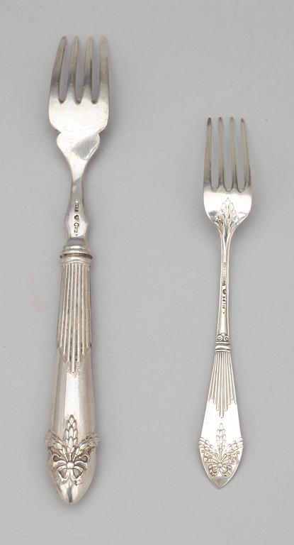 BESTICKSERVIS, 53 delar, modell "Empire", C.G Hallberg, Stockholm, 928, Total vikt ca 2175 gram.