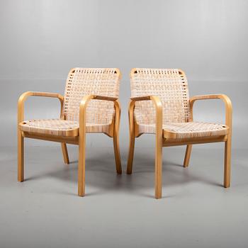 KARMSTOLAR, 6 st, modell 45, Alvar Aalto, Artek. 1900-talets senare hälft.
