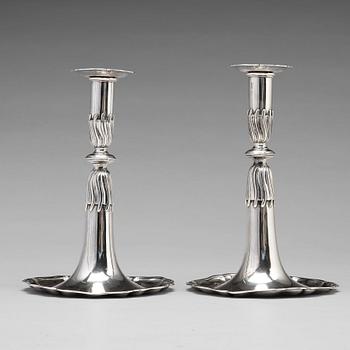 190. A pair of Swiss 18th century silver candlesticks, unidentified makers mark, Lausanne.