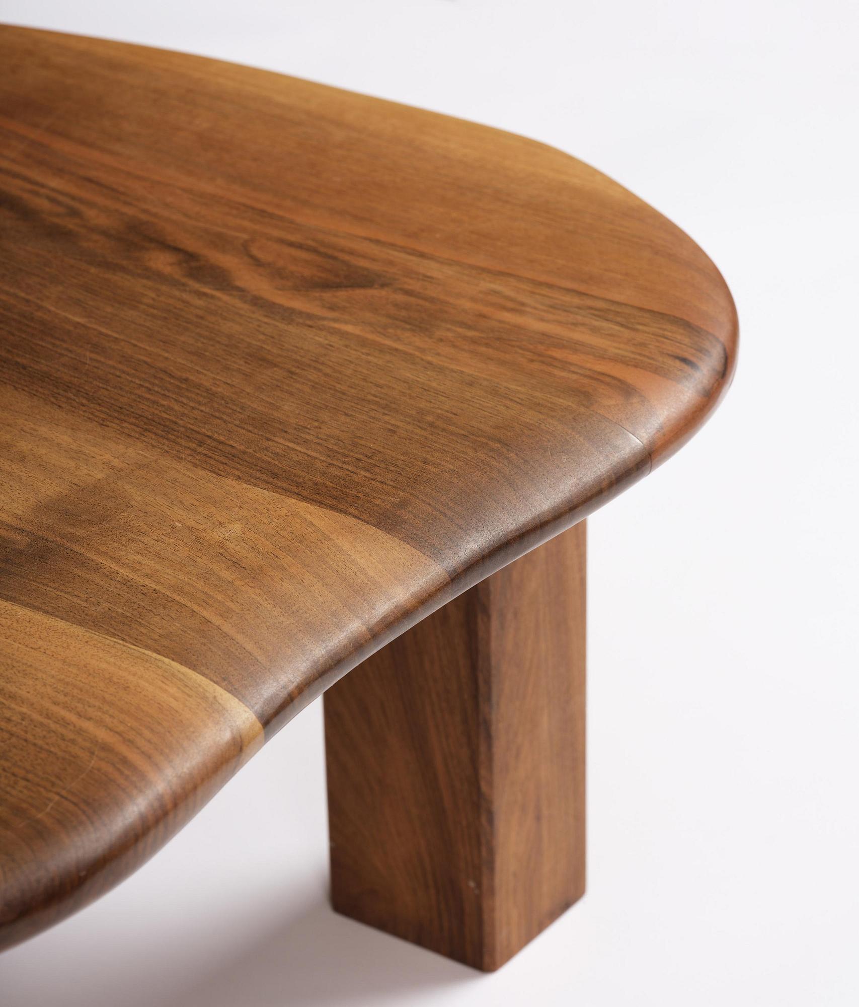 Niklas Runesson, soffbord, unikt, egen studio, Stockholm, 2021.