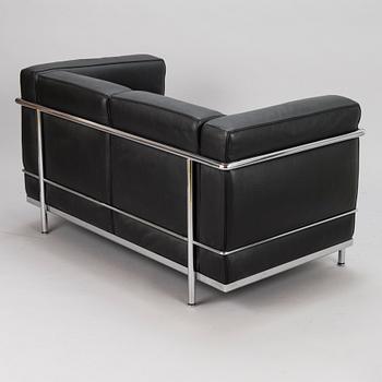 LE CORBUSIER, PIERRE JEANNERET & CHARLOTTE PERRIAND soffa, "LC2", Cassina, Italien.