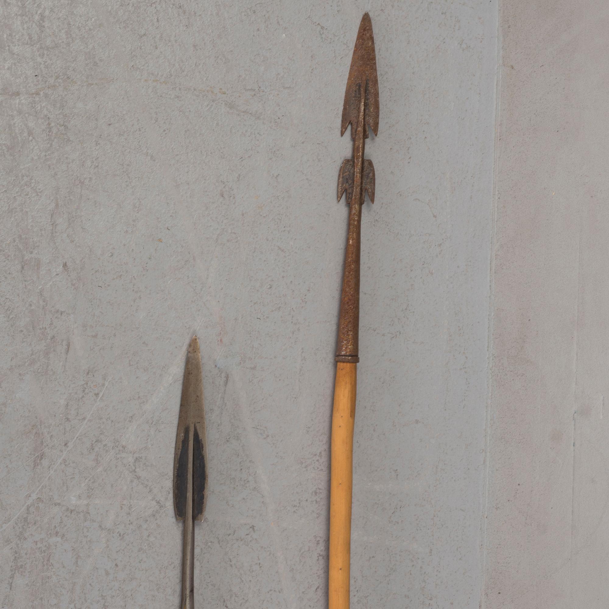 A set of five pcs Africana, 20th century.