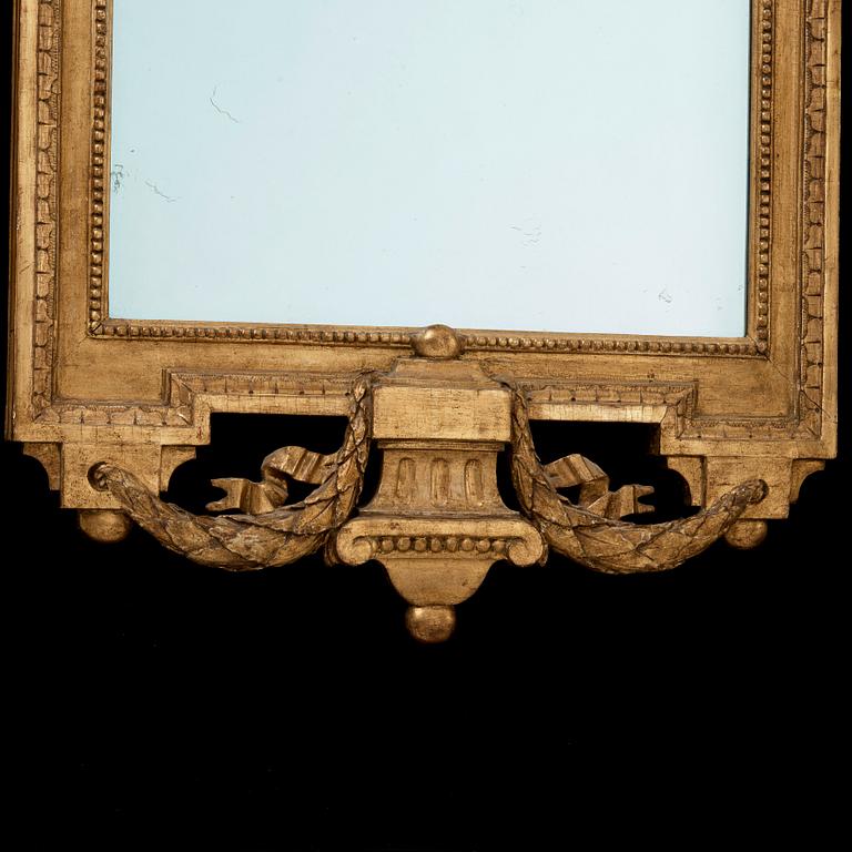 A Gustavian 18th century mirror by Johan Åkerblad, master 1758.