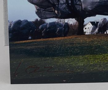 BOOK, "Christo and Jeanne-Claude, Wrapped Trees, Basel 1997–1998", 641/1000.