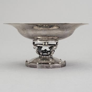 A Danish early 20th century silver bowl, mark of Georg Jensen, Copenhagen 1915-1921.