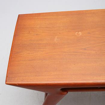 SOFFBORD, troligen "Table 34", NO Möller för JL Möller, Danmark, 1950/60-tal.