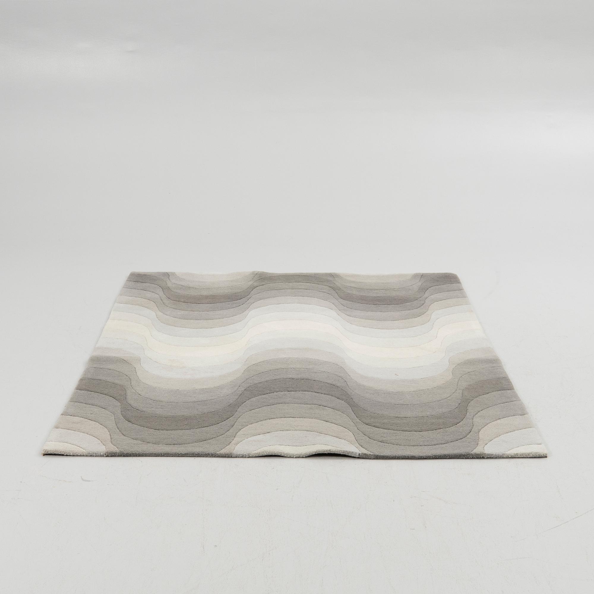 Verner Panton, "Wave", rug, 170 x 240 cm.