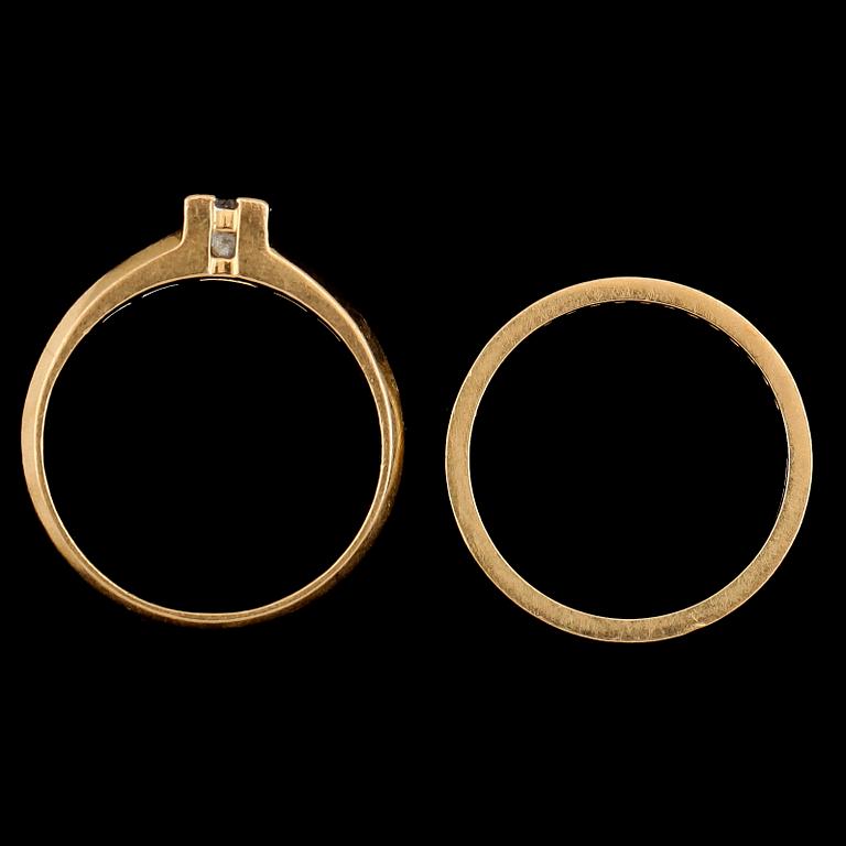 RINGAR, 2 st, 18K guld, briljant- och princesslipade diamanter. Total vikt ca 7 g.