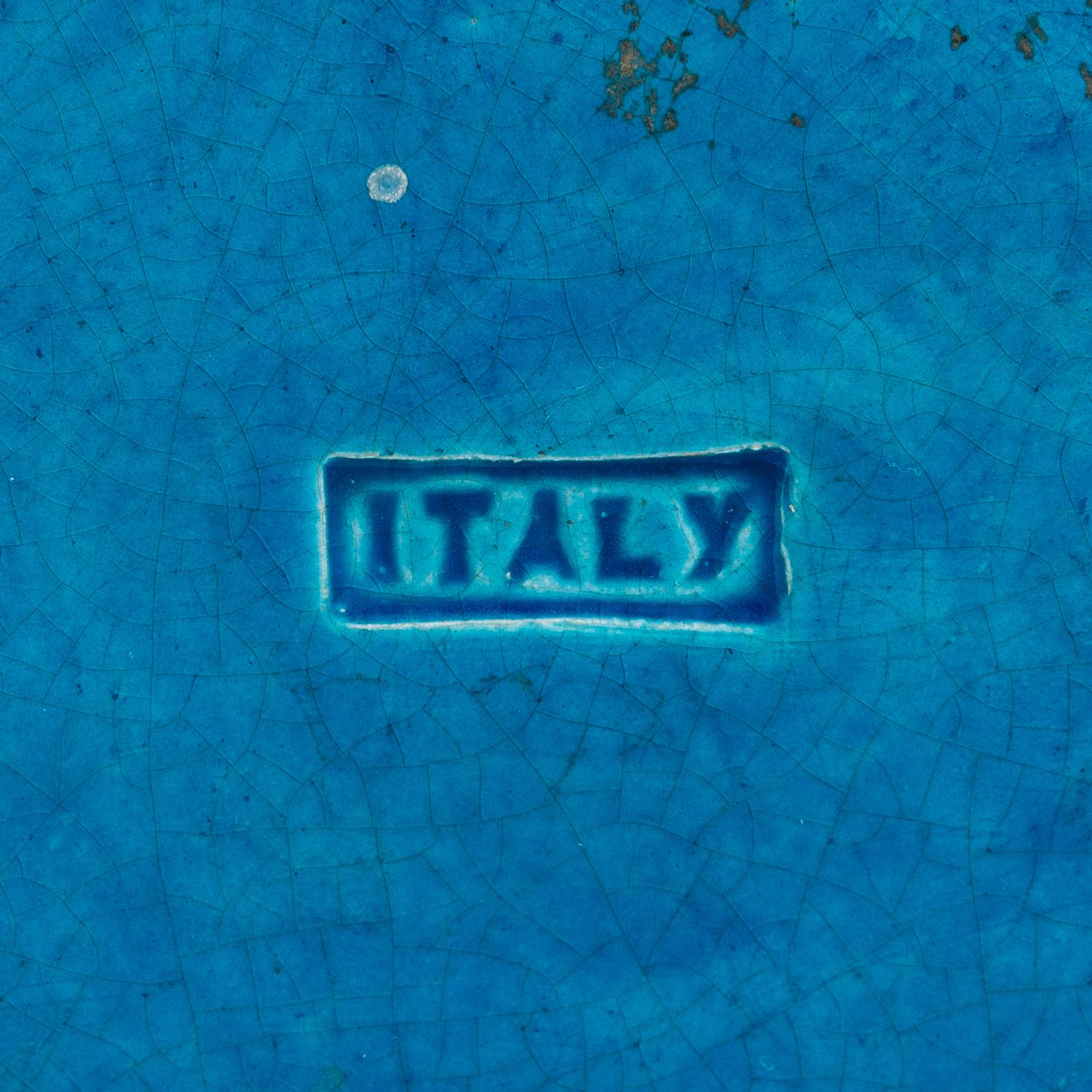 Aldo Londi, Pöytävalaisin ja maljoja, 3 kpl, keramiikkaa, "Rimini blu", Bitossi, Italia, 1900-luvun puoliväli.