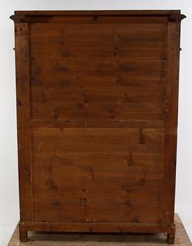 CHIFFONJÉ, nyrenässans, 1800-talets slut.