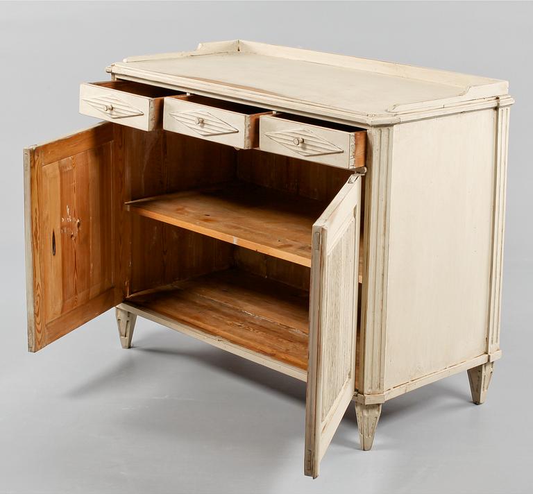 SKÄNK, gustaviansk stil, 1800-tal.