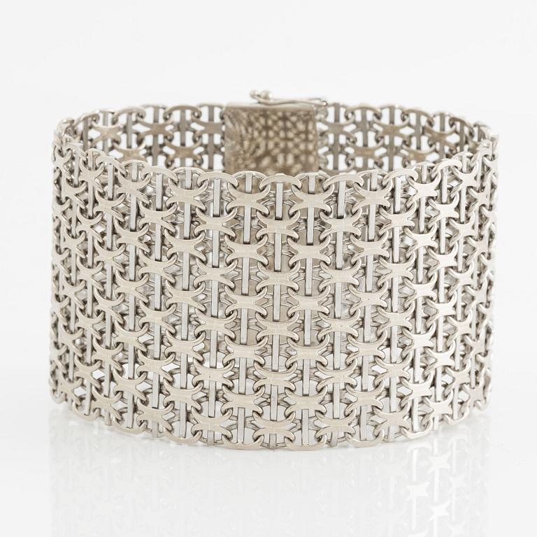 Bracelet 18K white gold, X-link.