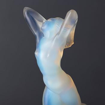 René Lalique, a "Vitesse" sculpture / car mascot, Art Déco, France post 1929.