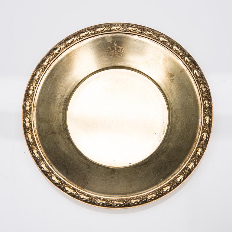 TEGLASHÅLLARE med FAT, förgyllt silver, Frankrike 1800-tal.