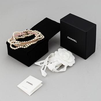 CHANEL, halsband/skärp/armband.