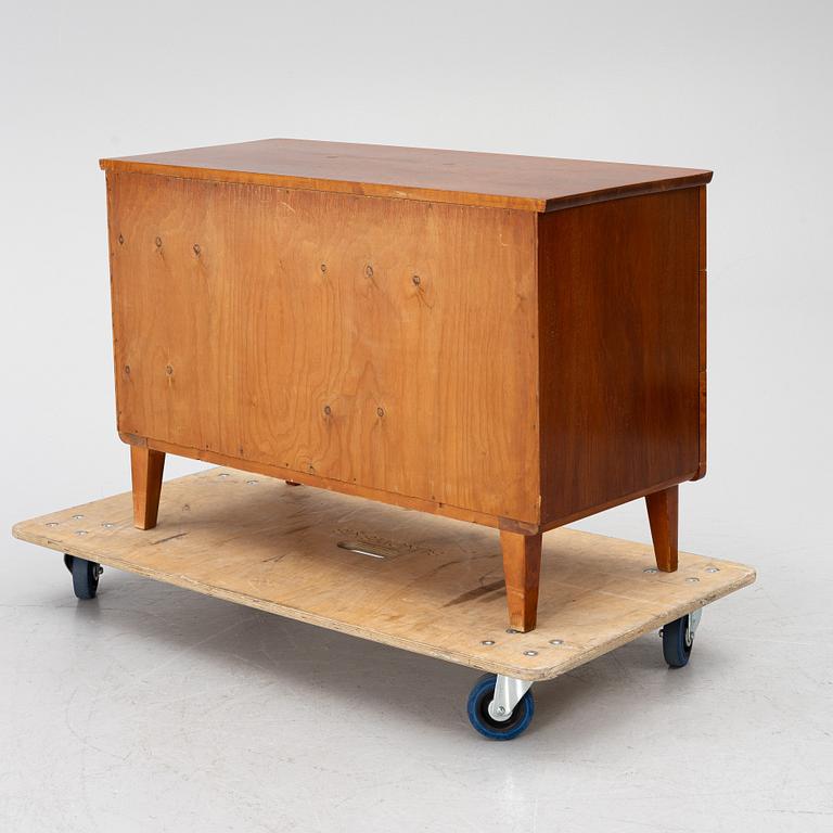 Chest of drawers, mid-20th century.