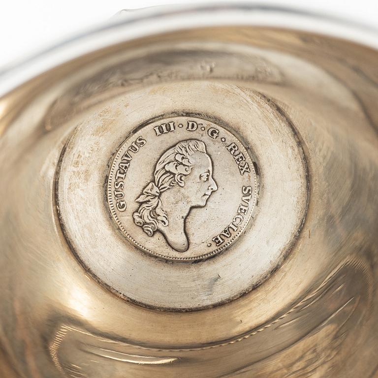 C.G. Hallberg, A Swedish silver Rococo-style beaker, Stockholm 1912.
