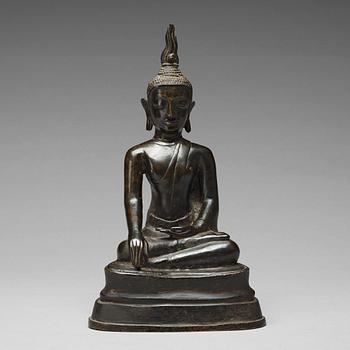 750. A bronze figure of Buddha, Thailand, presumably 18/19th Century.