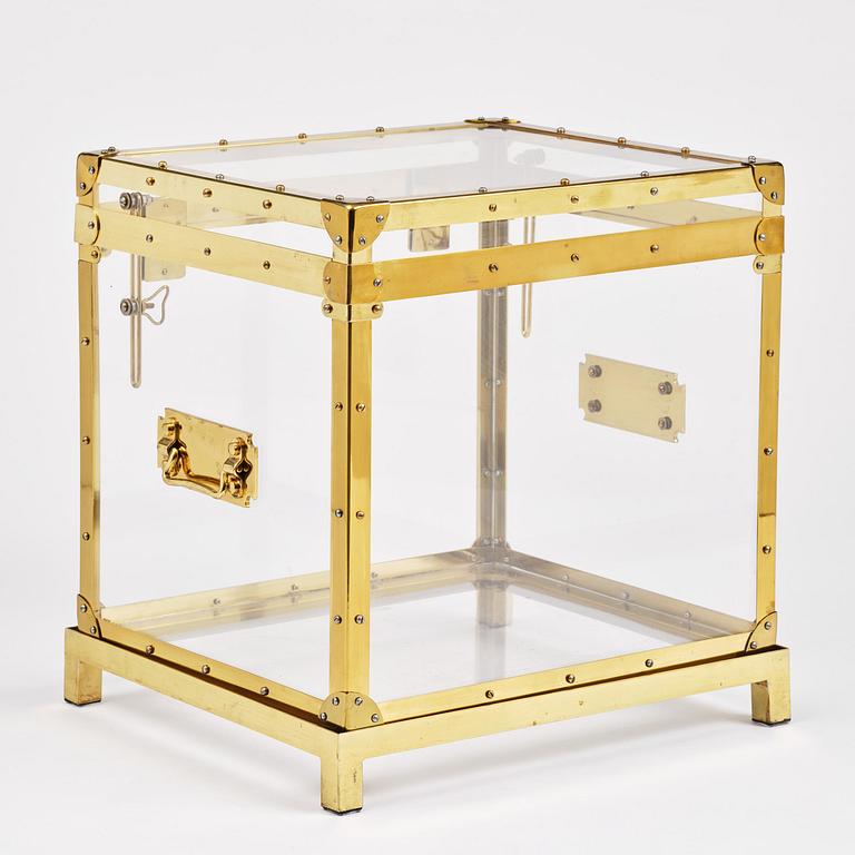 Eichholtz, a "Flightcase" chest/coffee table, contemporary production.