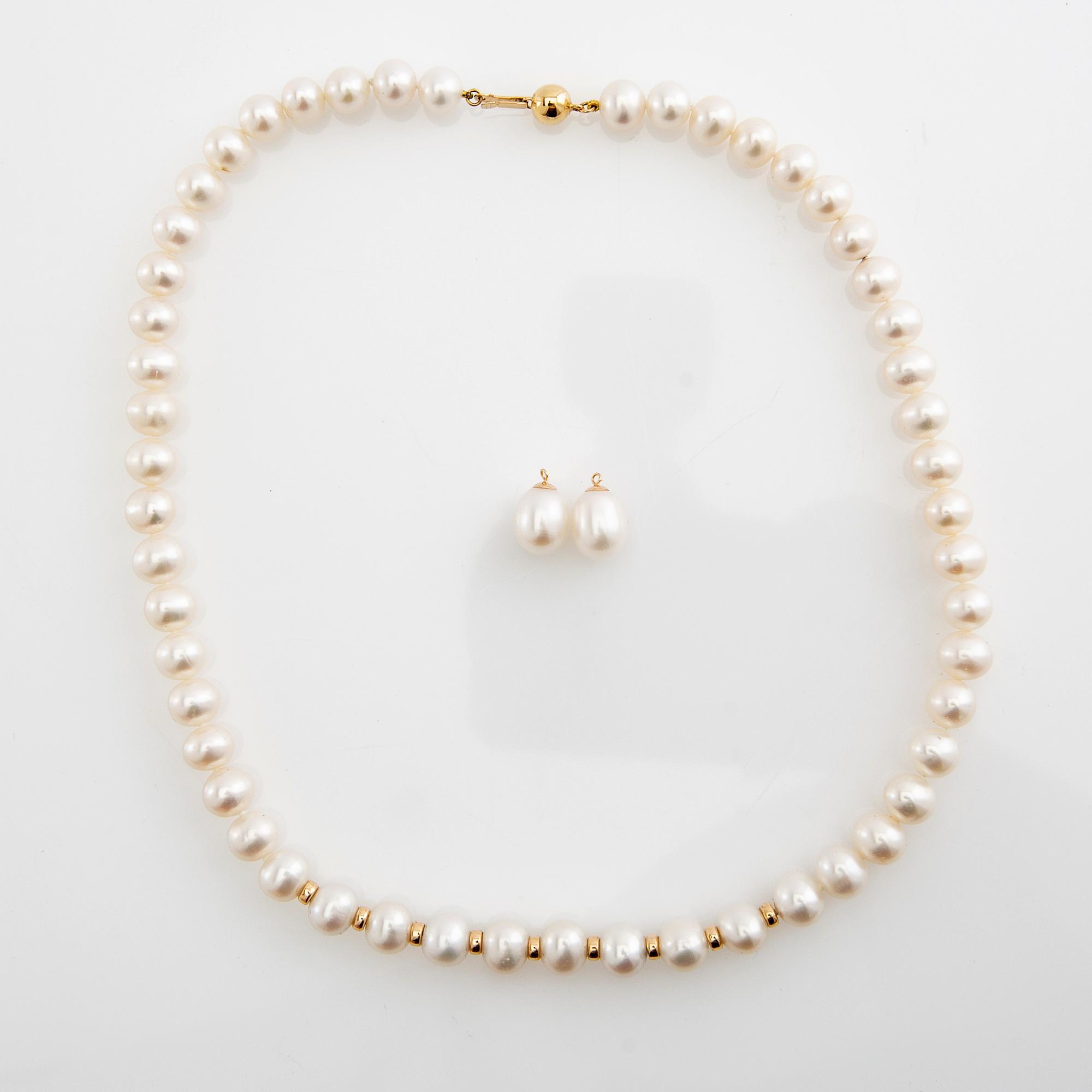 Necklace and pendants for earrings, a pair, possibly freshwater pearls and 18k gold.