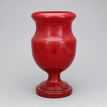 URNA, glas, modern tillverkning.