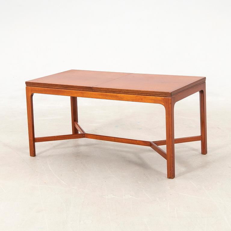 Mid-20th Century Coffee Table.