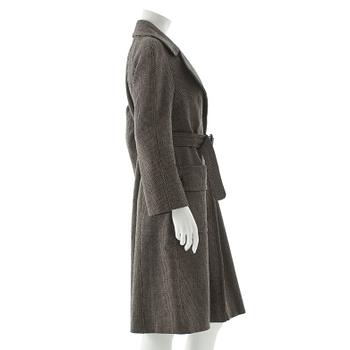 BURBERRY prorsum, a brown wool blend coat.