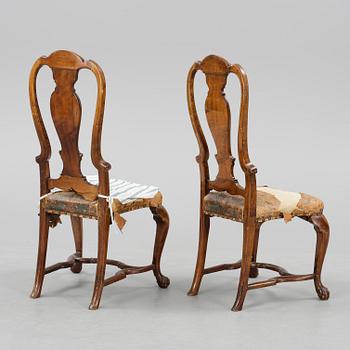 STOLAR, ett par, senbarock, 1700-tal.