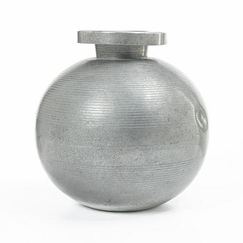 Sylvia Stave, Vase, pewter, model 5496, C.G. Hallberg, Stockholm, 1936.