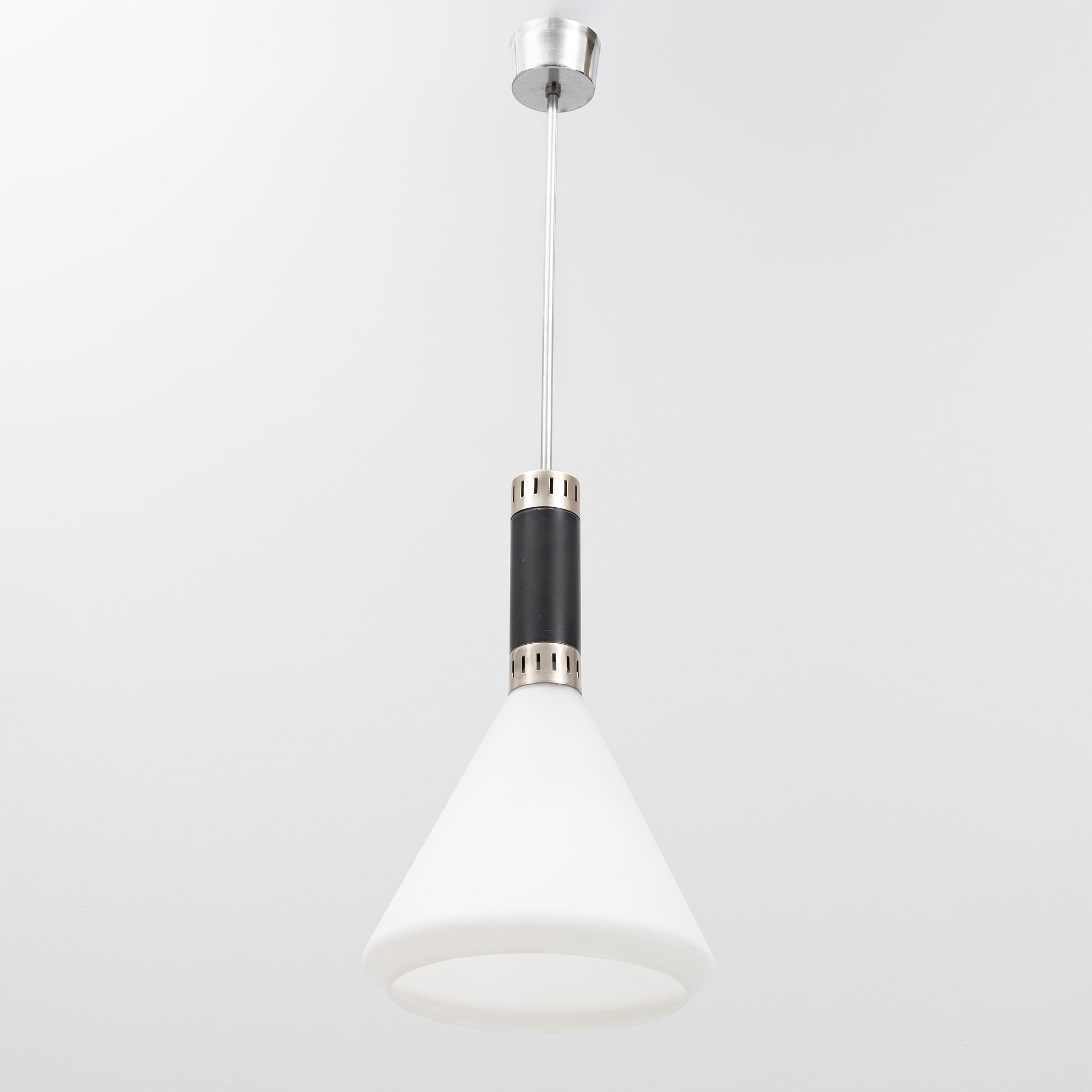A ceiling lamp, attributed to Stilnovo, 1960's/70's.