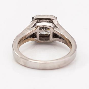 Sormus, 14k valkokultaa, timantteja n. 1.22 ct yht.