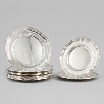 TALLRIKAR, 9 + 2 st, silver, C G Hallberg och K Andersson, Stockholm, 1920-tal, total vikt 2060 g.