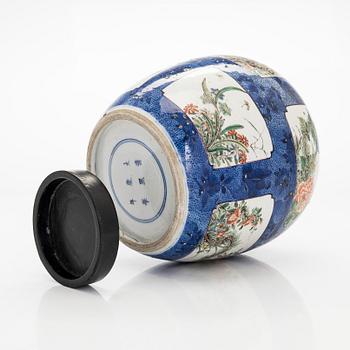 A Kangxi style porcelain urn, China, 20th century.