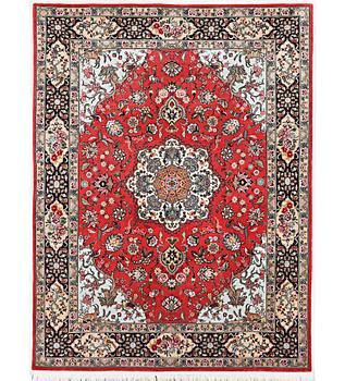 A carpet, Tabriz, part silk, c. 202 x 152 cm.