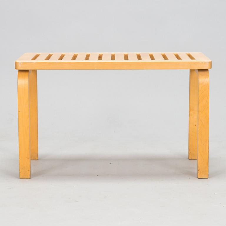 Alvar Aalto, a late 20th century '153B' bench for Artek.