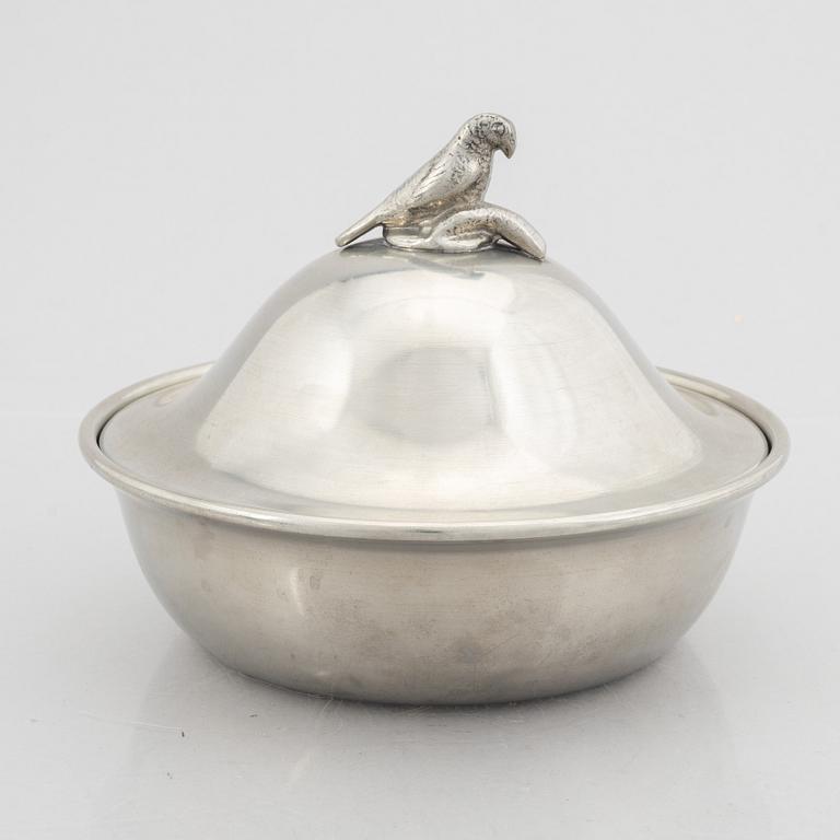 Bowl with lid, Firma Svenskt Tenn, 1927.