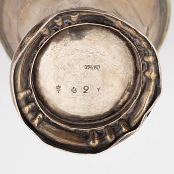 Three Swedish silver beakers, including mark of Jonas Aspelin d ä, Ystad 1785.