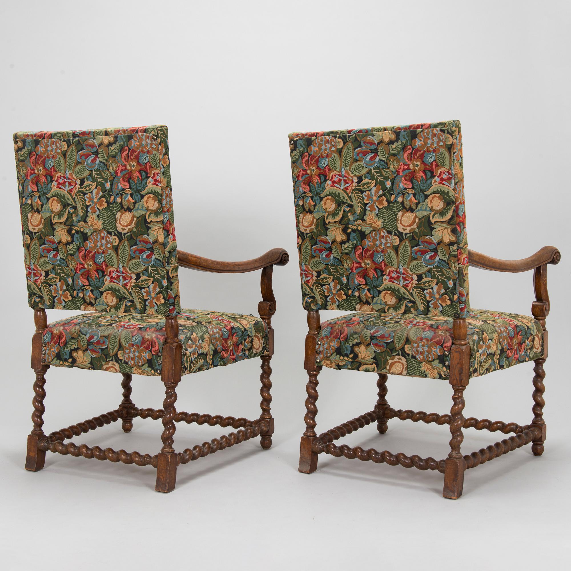 Karmstolar, ett par, barockstil, 1900-talets första kvartal.
