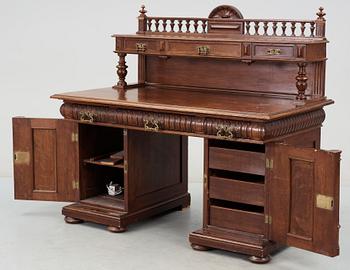SKRIVBORD, nyrenässans, 1800-talets slut.