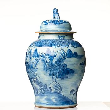 A pair of large blue and white jars with covers, Qing dynasty, Qianlong (1736-95).