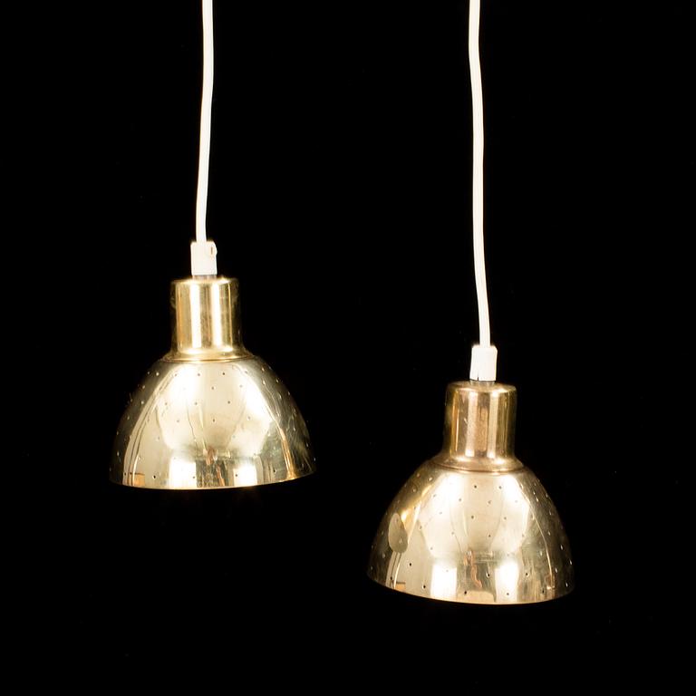 HANS-AGNE JAKOBSSON,