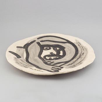 Bengt Lindström, a ceramic dish, signed and numbered BL 4B 3/12.