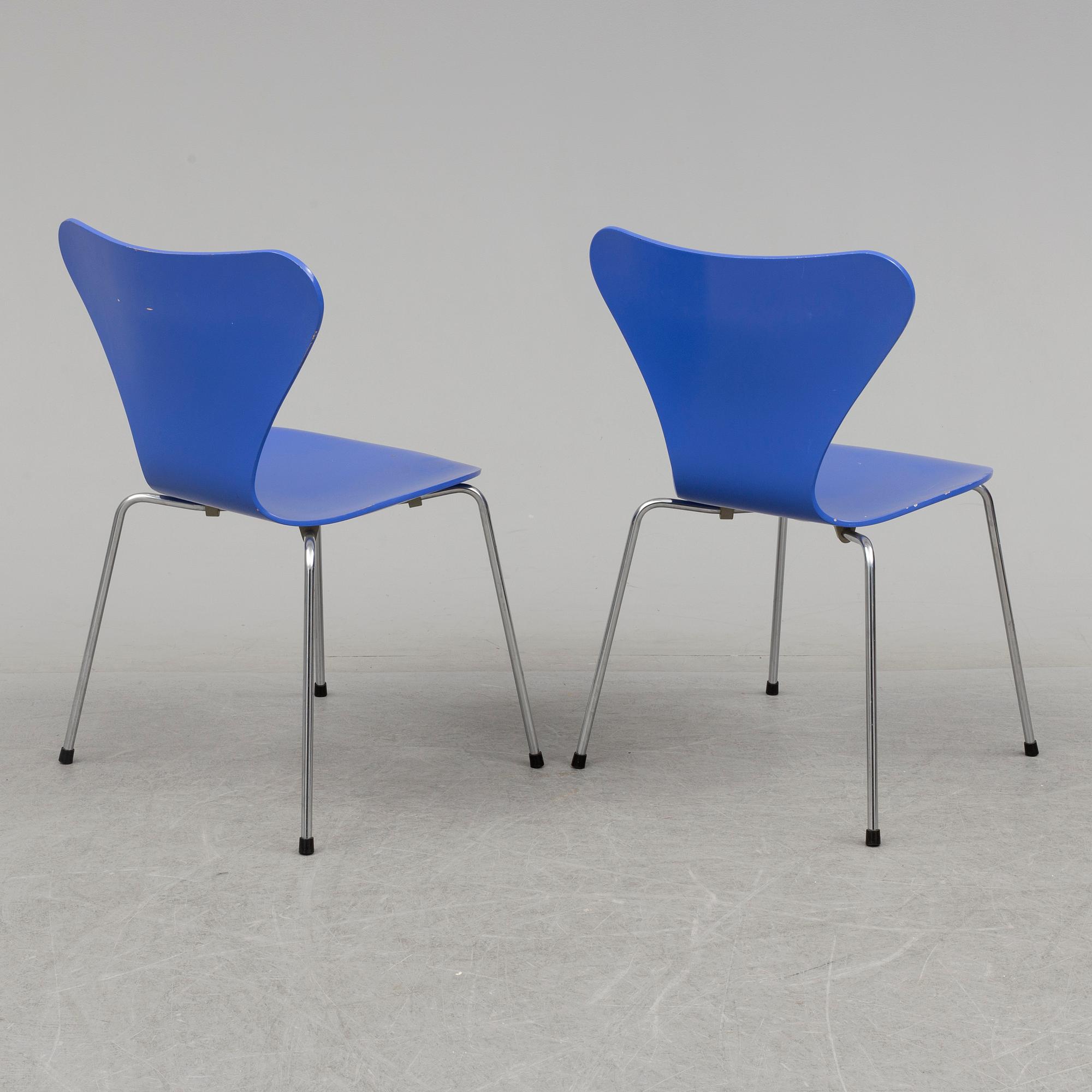 ARNE JACOBSEN, stolar, 6 st, "Sjuan", Fritz Hansen, 1984.
