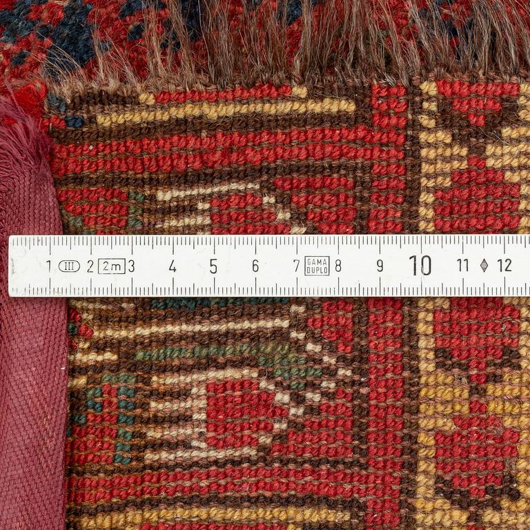 Matta, antik Beshir/Ersari, ca 284 x 163 cm.