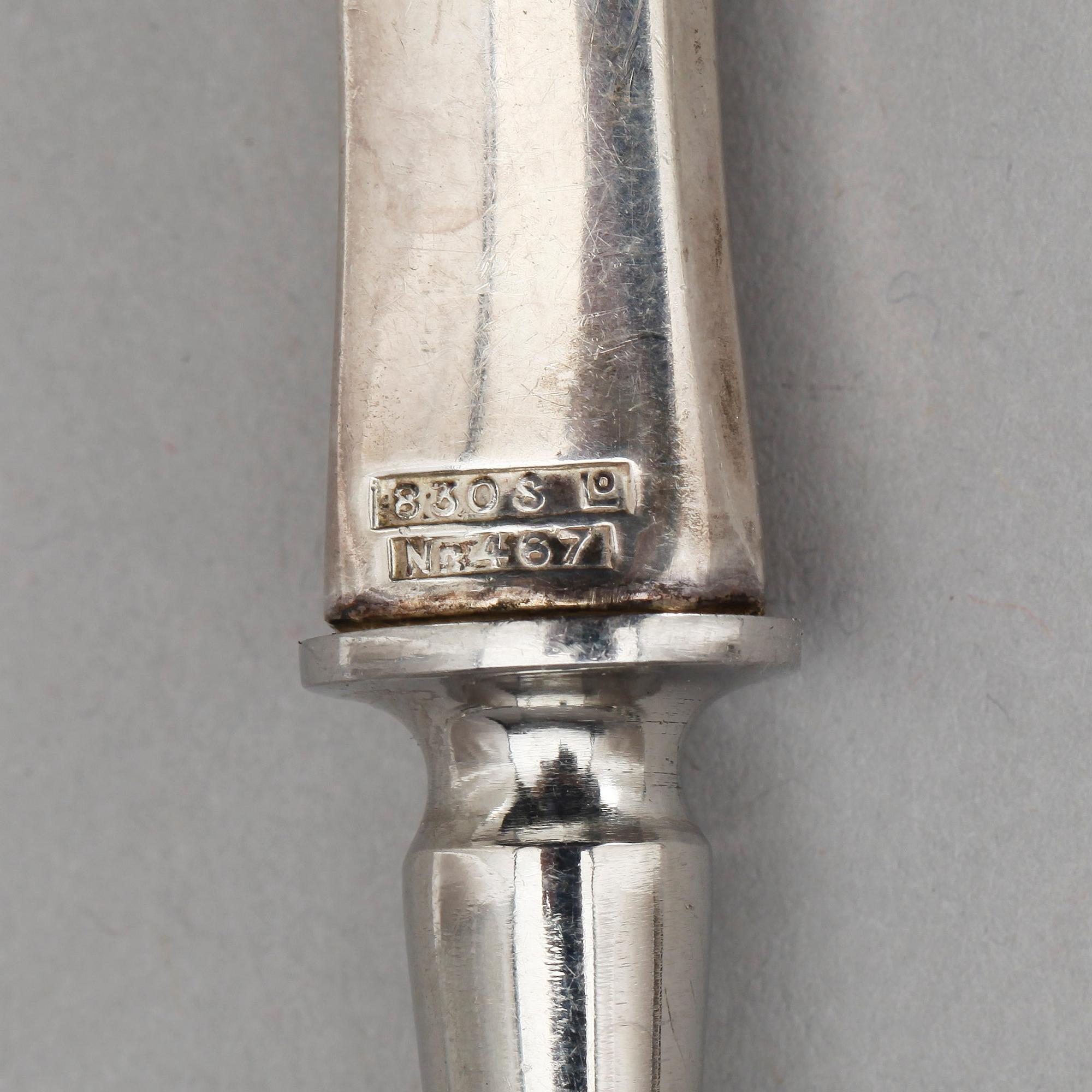 BESTICKSERVISDELAR, 50 delar, mestadels Norge, 1900-talets andra hälft. Totalvikt ca 1686 gram.