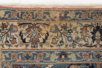 Rug, antique Tabriz, approx. 113 x 190 cm.