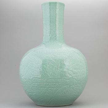 A large Chinese celadon glazed vase, second half of the 20th century.